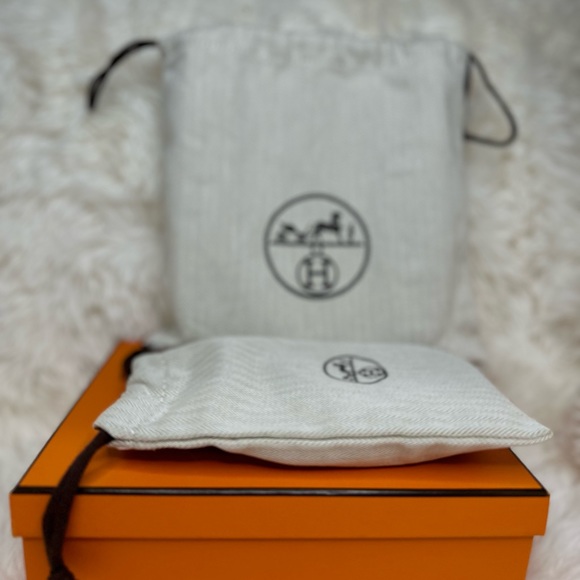 Hermes Evelyne Gen III Felt TPM Gray with Black Lining - Picture 14 of 14